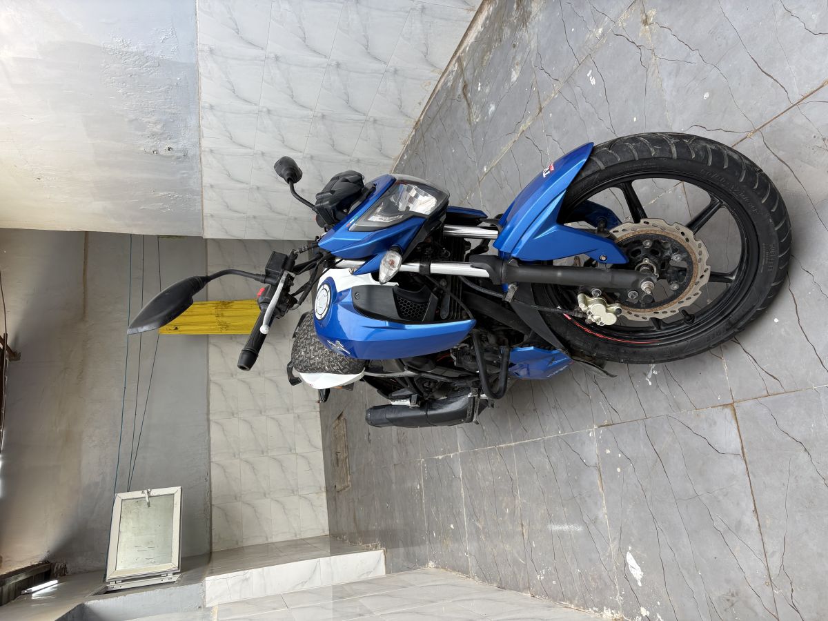 TVS 160cc 4V en excellent état, bien entretenue