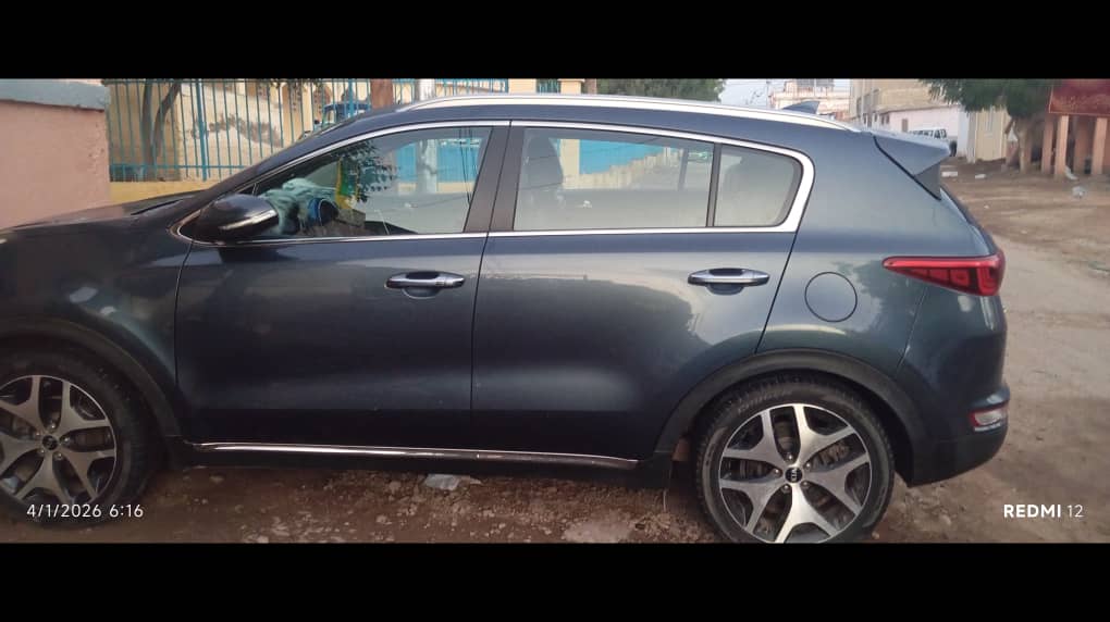 Kia en excellent état, idéal femme, faible kilométrage