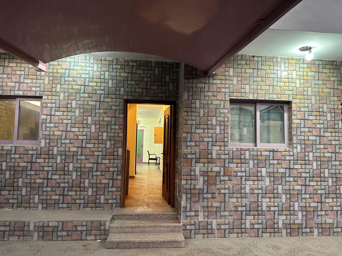 Villa duplex 4 chambres meublée avec climatisation à Haramous Lootah