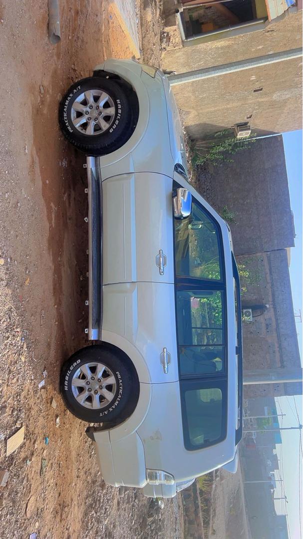 Mitsubishi Pajero diesel en très bon état