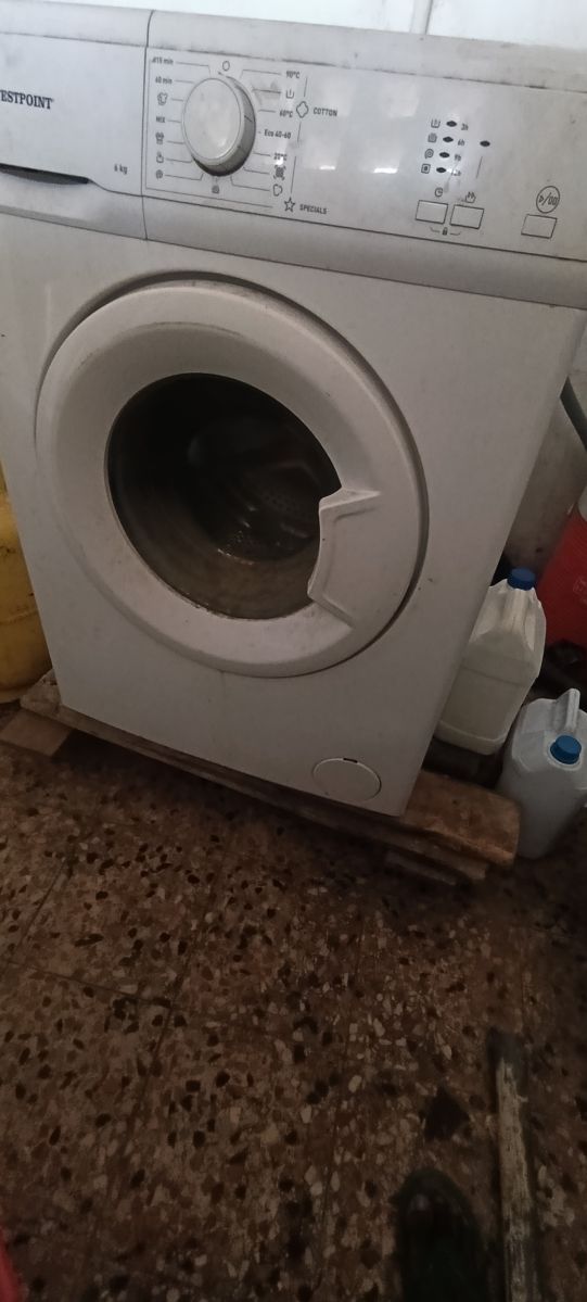 Machine à laver Vestal 7 kg automatique en bon état