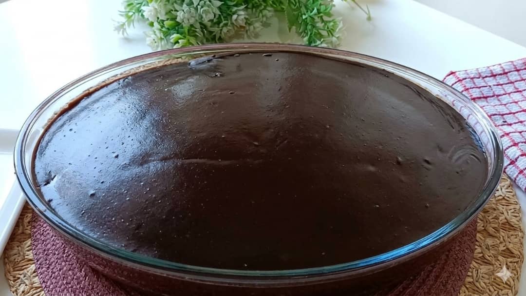 Gâteau fait maison frais et naturel pour occasions spéciales