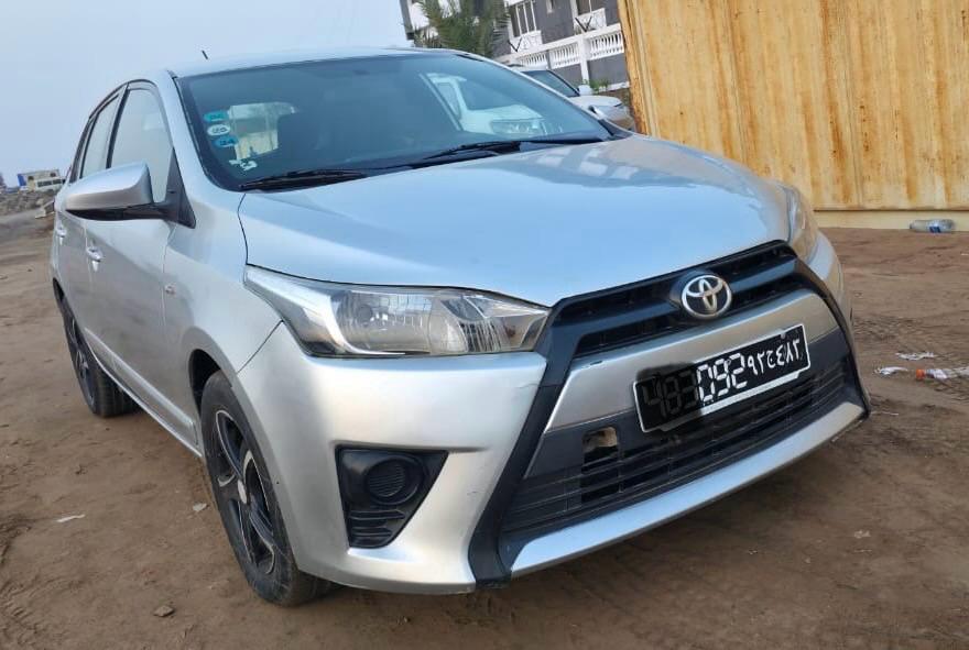 Toyota Yaris 2015 essence automatique en excellent état