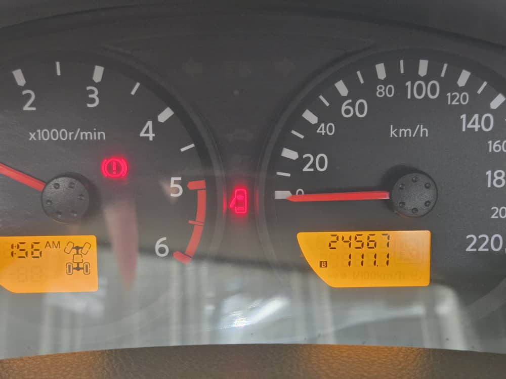 Nissan Navara 2013 4x4 diesel,manuelle,clim fonctionnelle