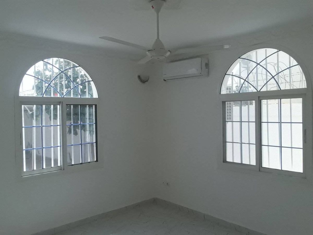 Villa F7 duplex 560m² avec vue mer à Héron, haut standing