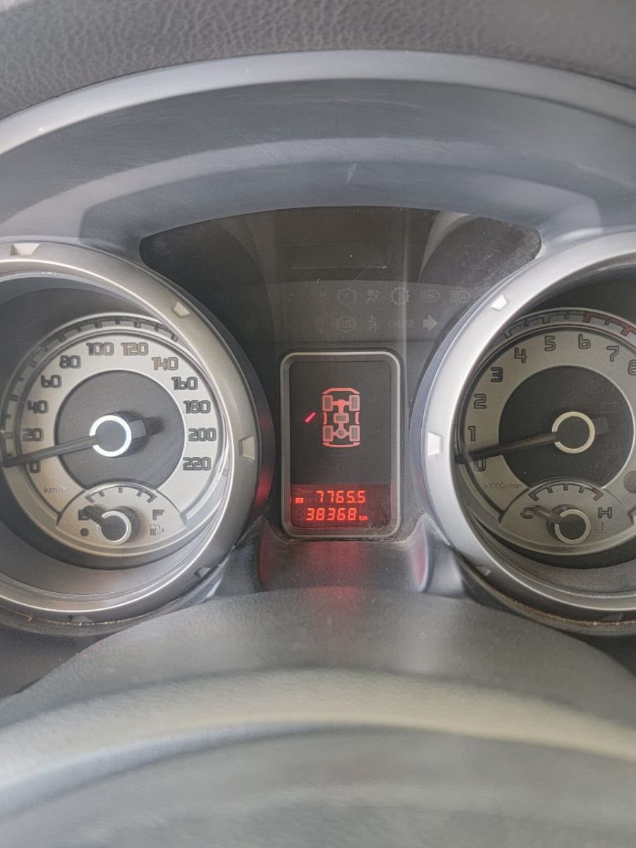 Mitsubishi Pajero 2019 essence, automatique, très bon état