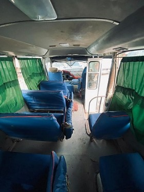 Bus Toyota Coaster 25 places, moteur d\'origine, bon état