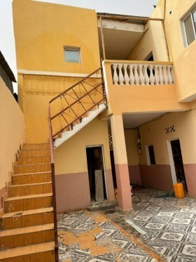 Maison F6 avec titre foncier à T3 près du lycée de Balbala