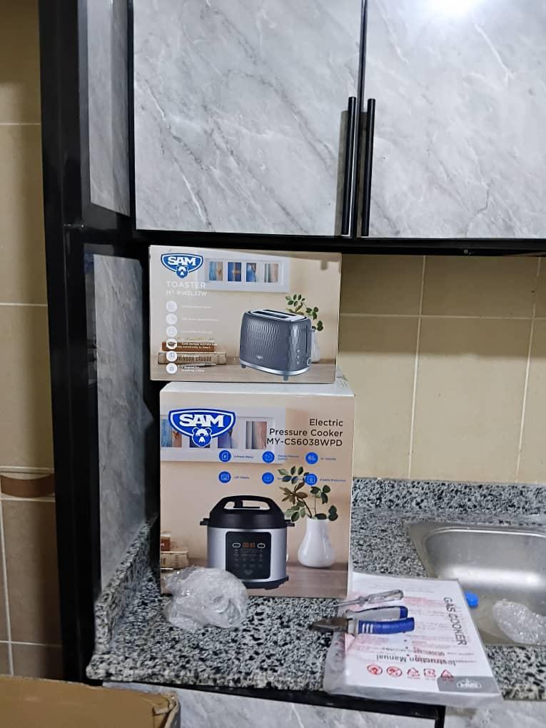 Lot mobilier et électroménager en excellent état