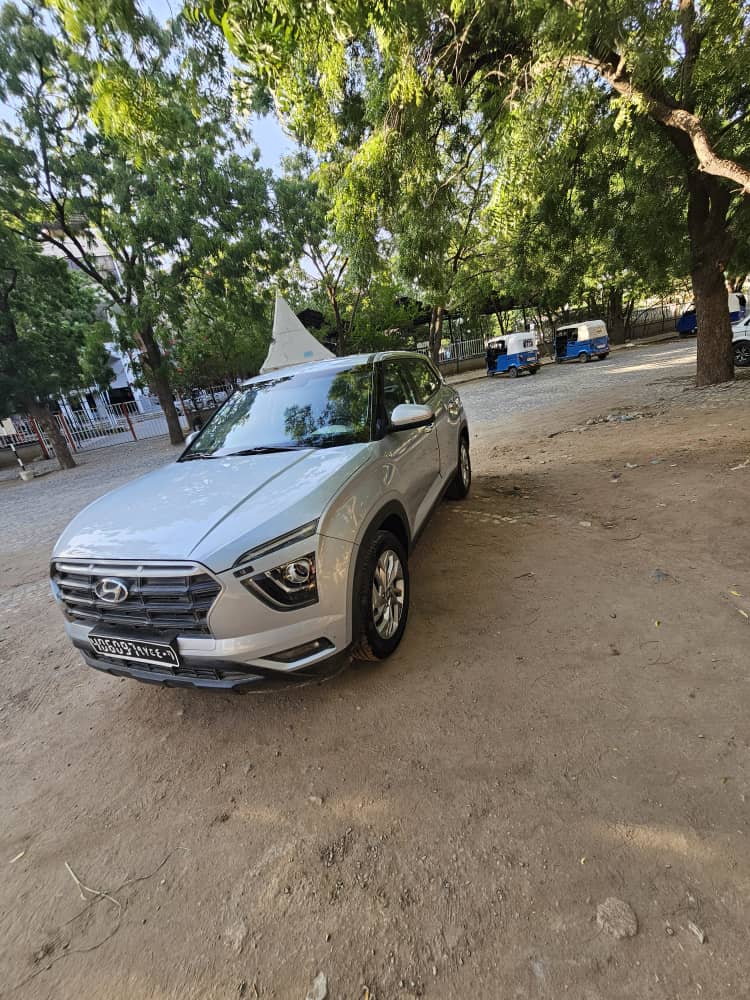 Hyundai Creta 2023, essence, boîte automatique