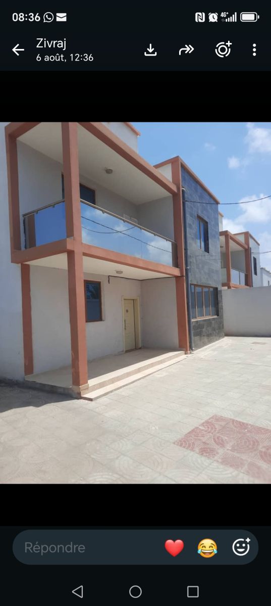 Duplex neuf sur route de Venise face à Bawadi Mall
