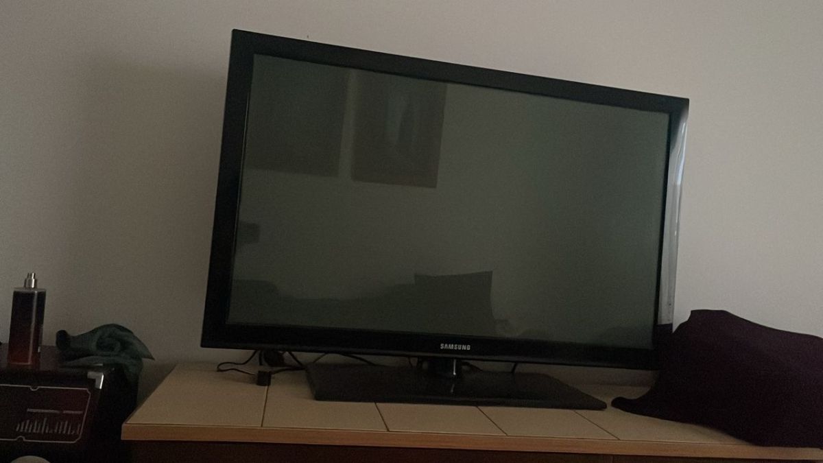 TV Samsung 43 pouces HD avec HDMI et USB