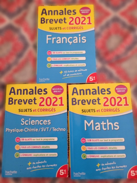 Annales Brevet 2021 Français, Maths, Sciences corrigées