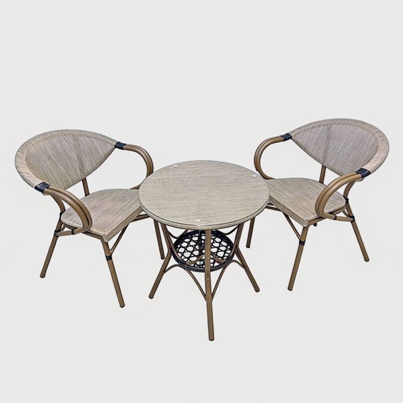 Ensemble table et 2 chaises de jardin neuves Turquie