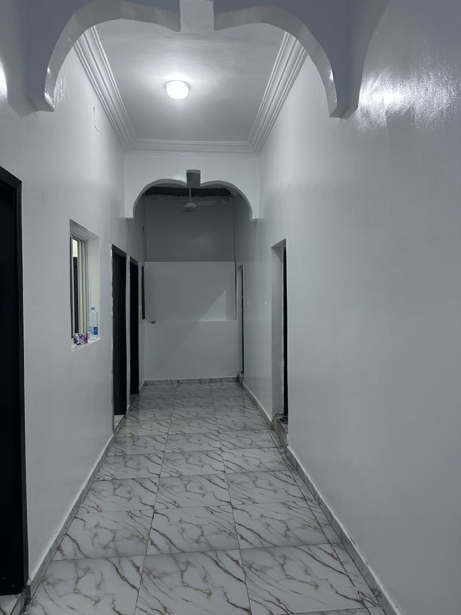 Appartement 3 chambres avec terrasse proche marché Riyad
