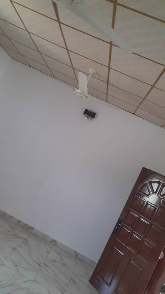 Maison F4 neuve avec balcon et parking à Gabode 4