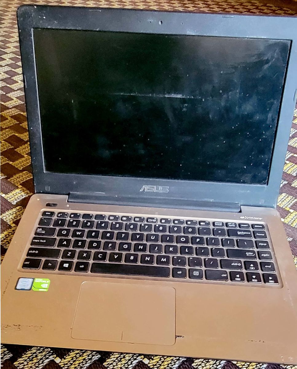PC Portable ASUS A456U Core i5 7e Gen 8 Go RAM NVIDIA GeForce