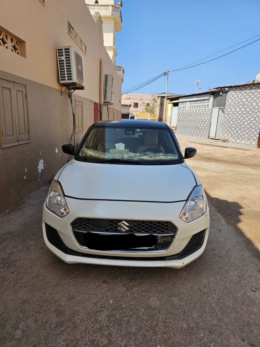 Suzuki Swift 2020 essence boîte automatique en bon état