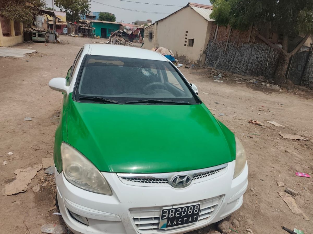 Taxi en bon état, prix négociable