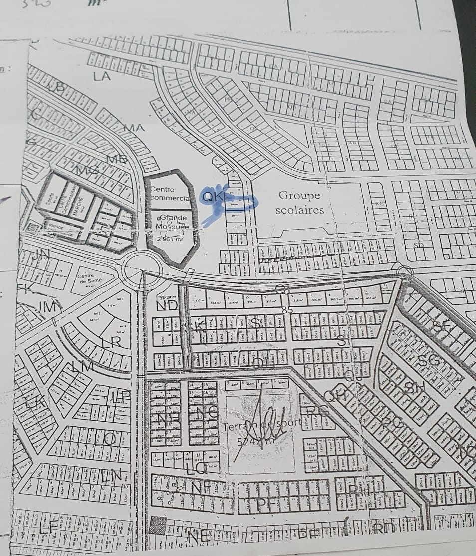 Terrain 320 m² avec titre foncier à Barwaqo 2 proche mosquée