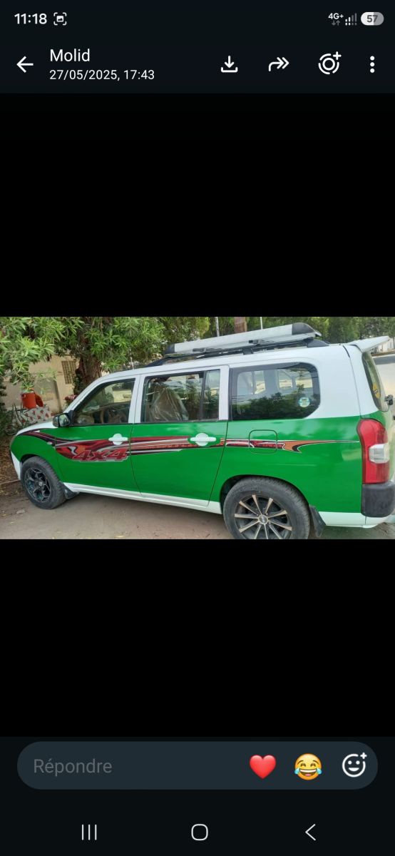 Toyota Probox essence, fiable et économique en excellent état