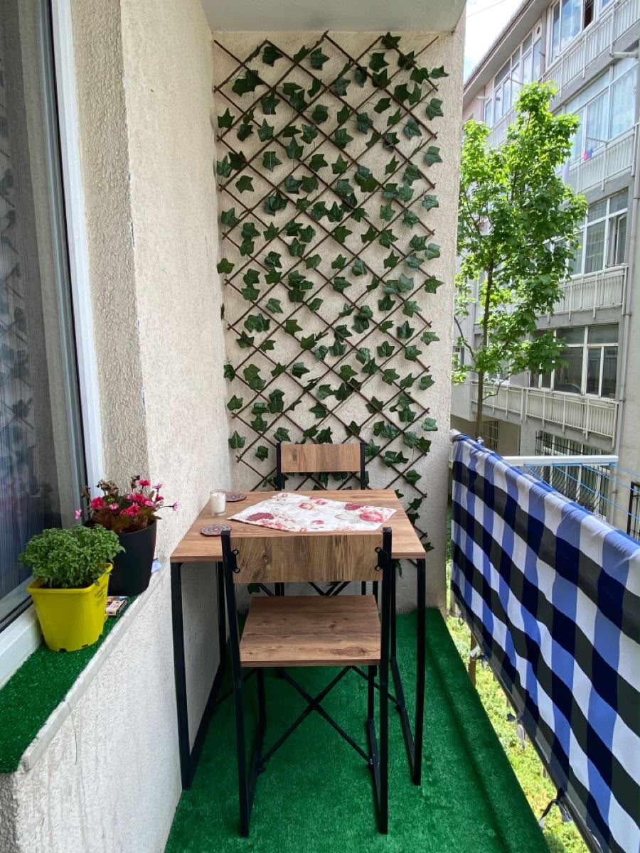 Treillis extensible avec feuilles artificielles