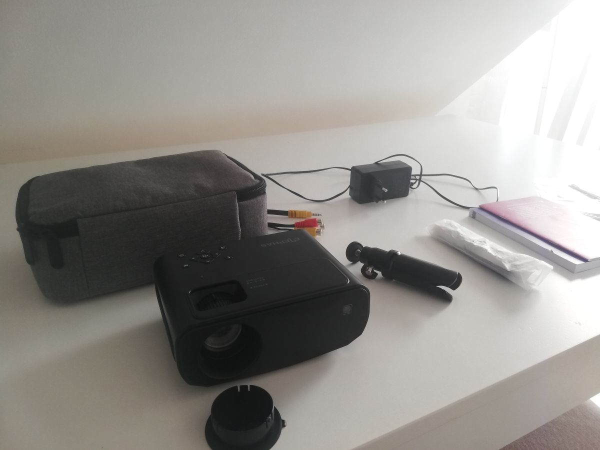 Vidéoprojecteur Elephas Full HD 1080p avec accessoires complet