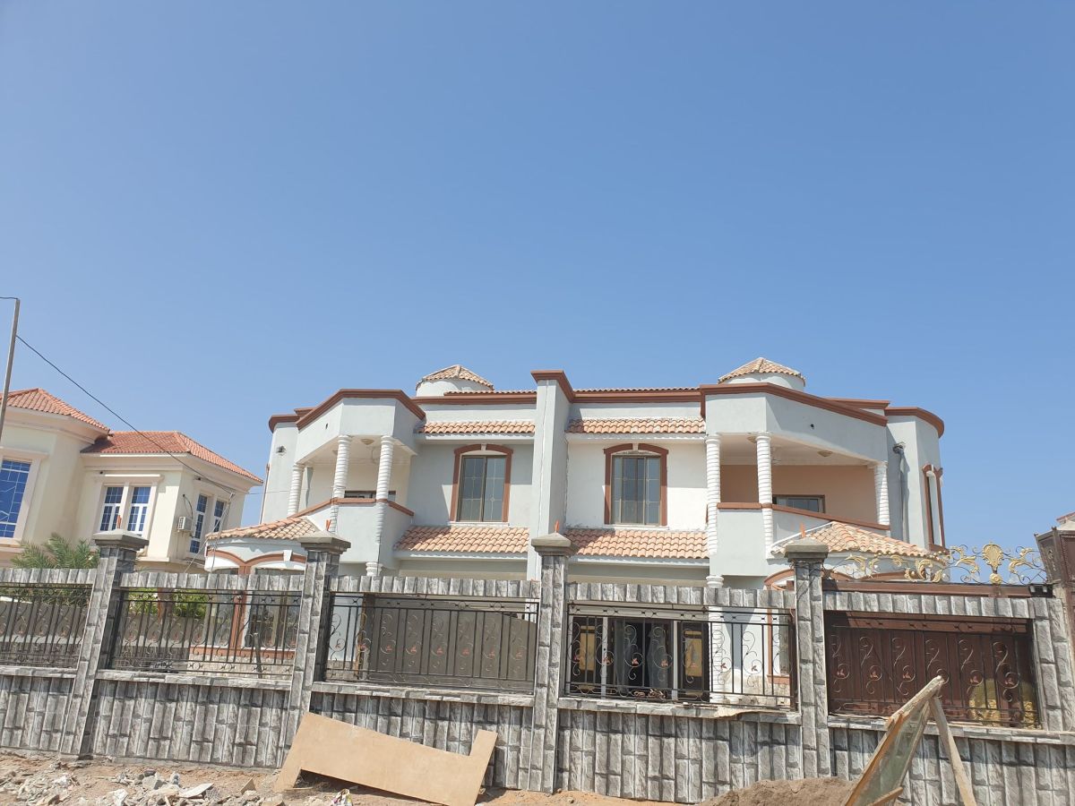 Villa F9 haut standing meublée avec services inclus à Haramous