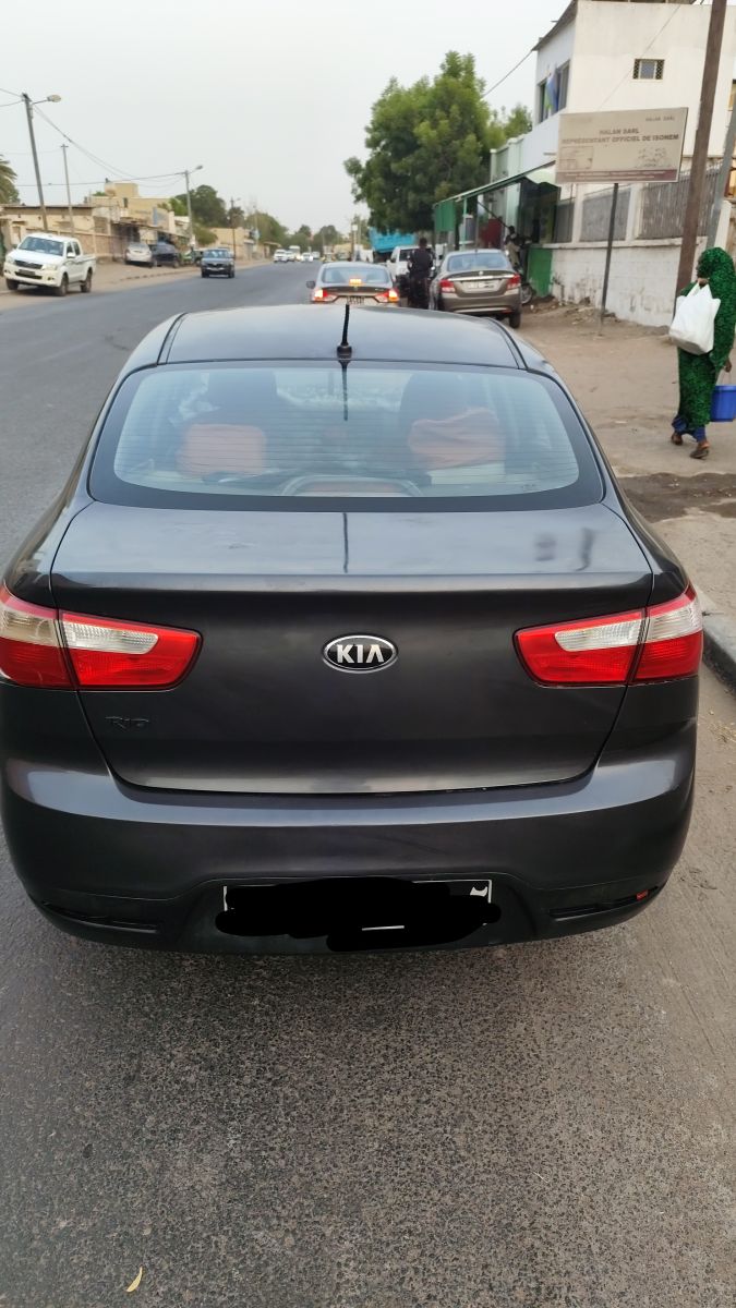 Kia Rio Essence en Très Bon État