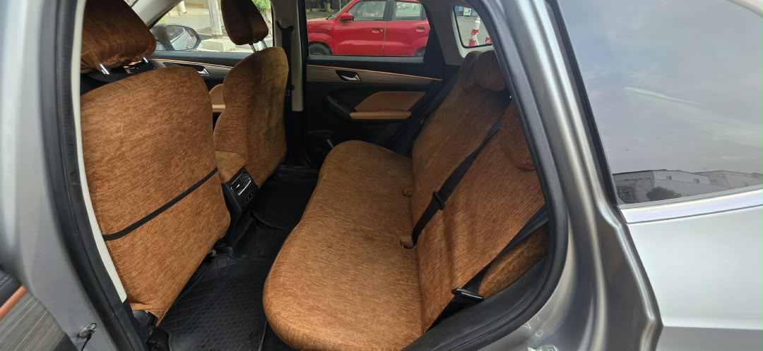 Haval Jolion, automatique, toutes options, excellent état