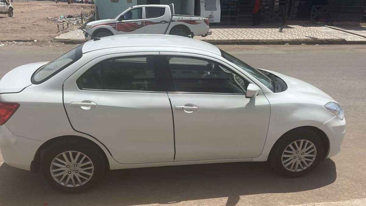 Suzuki Dzire 2024, essence, boîte automatique