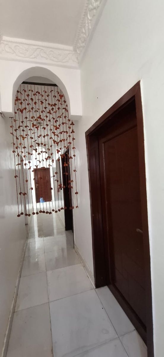 Maison F6 duplex neuf, construite récemment à Barwaqo