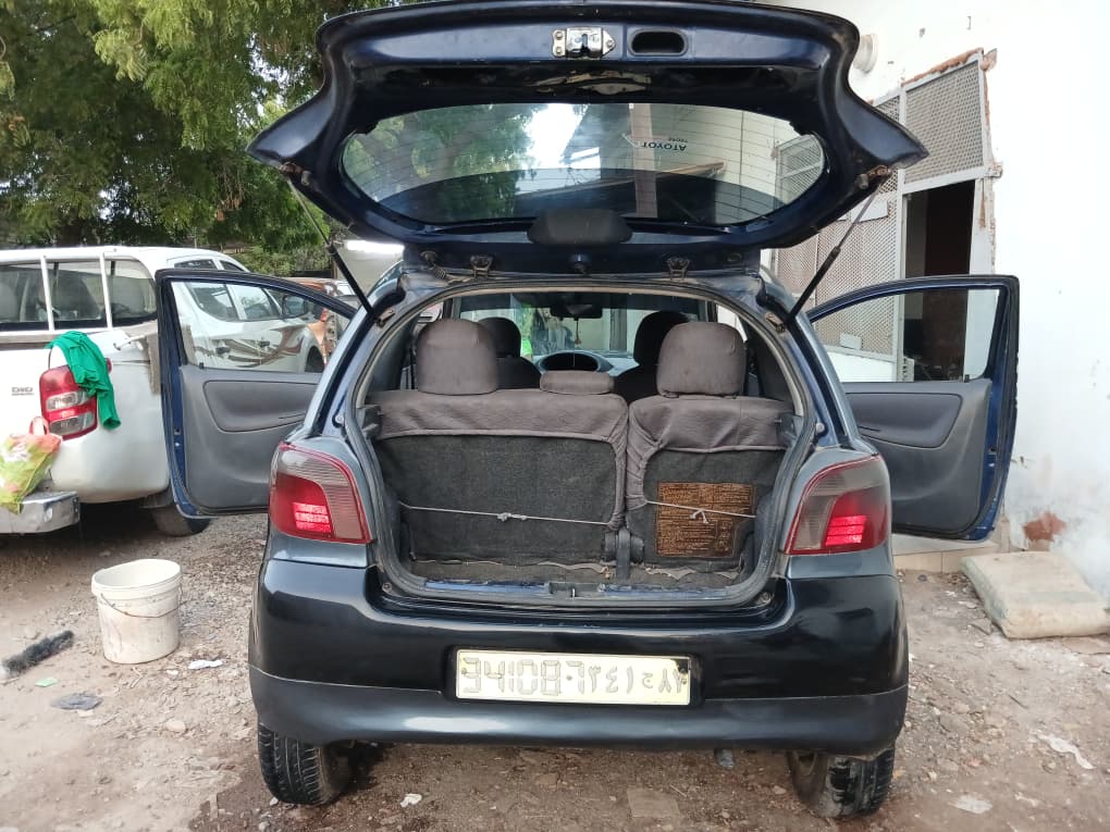 Toyota Yaris 2003 diesel, transmission manuelle, bon état