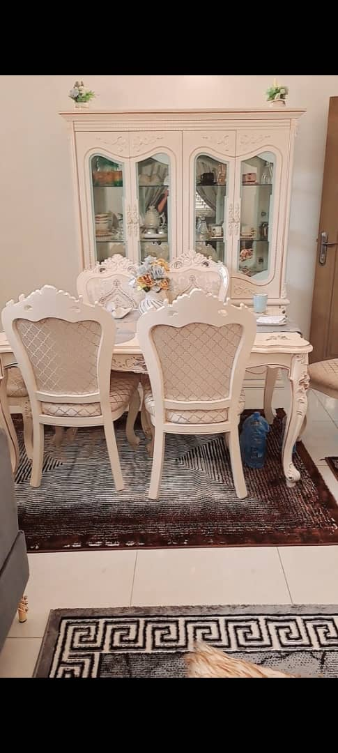 Lot complet de mobilier et équipements de maison