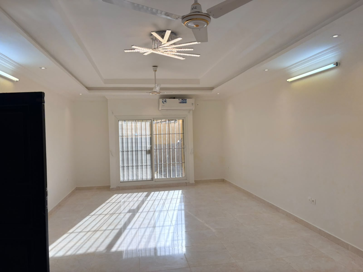 3 appartements modernes 200 m² avec climatisation à Haramous