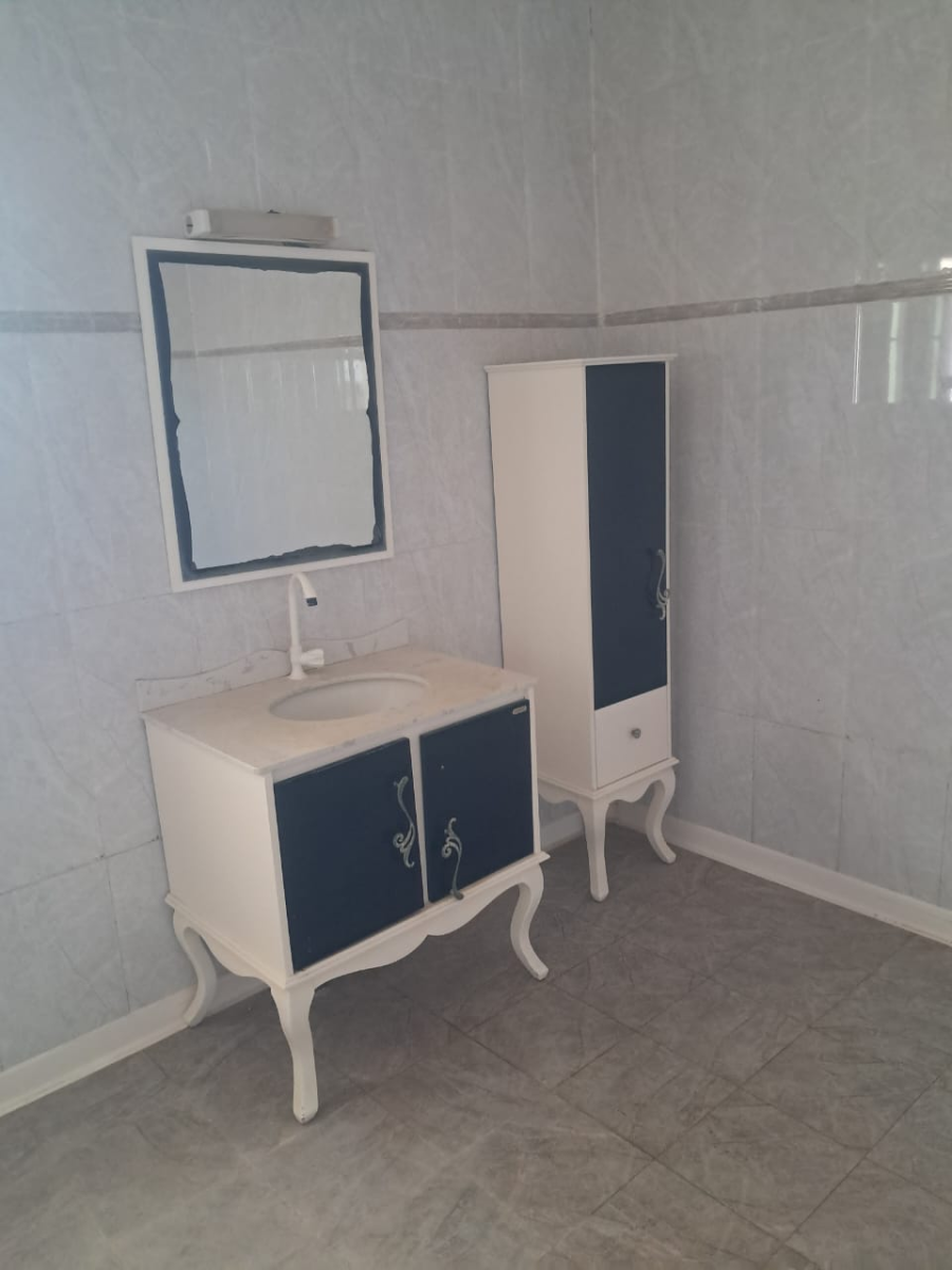 Villa duplex F6 avec balcon et parking à Haramous