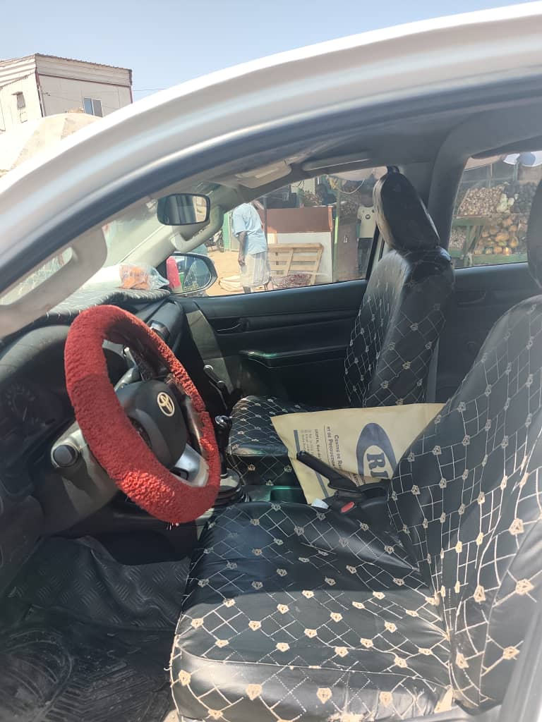 Toyota Hilux 2014 diesel boîte manuelle en bon état