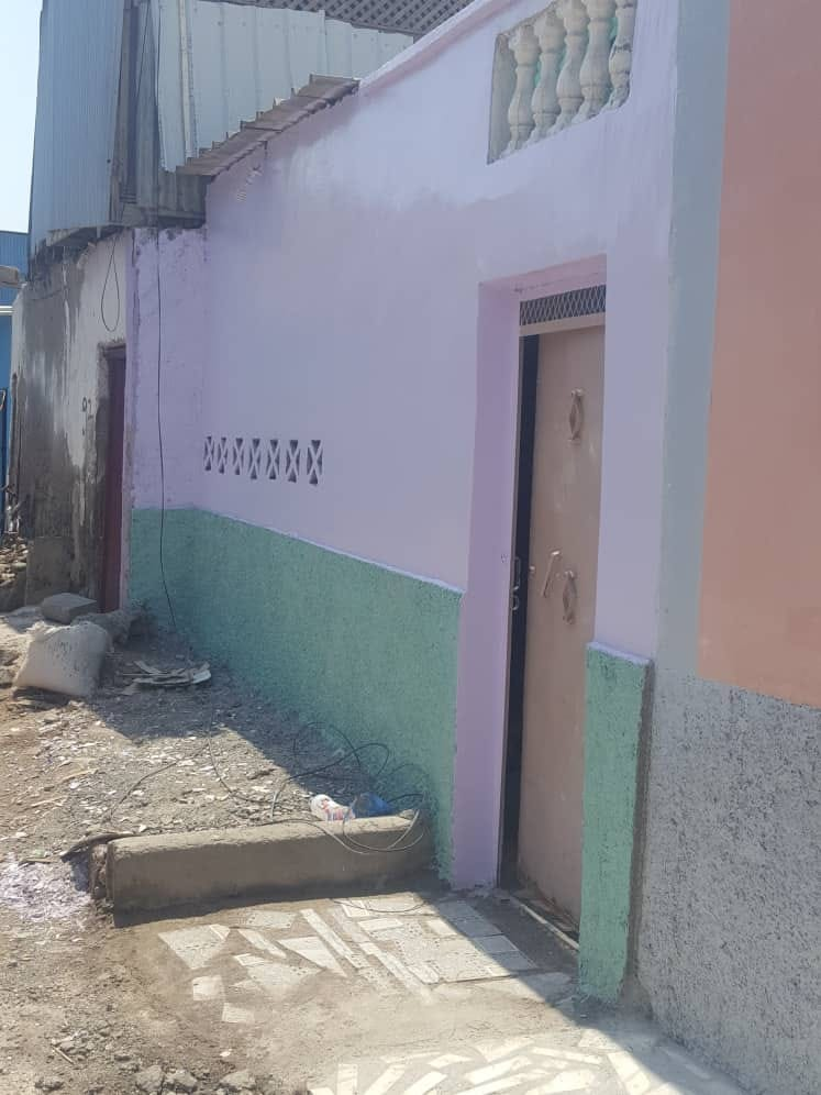 Maison F3 2 chambres proche avenue 26 Quartier 4
