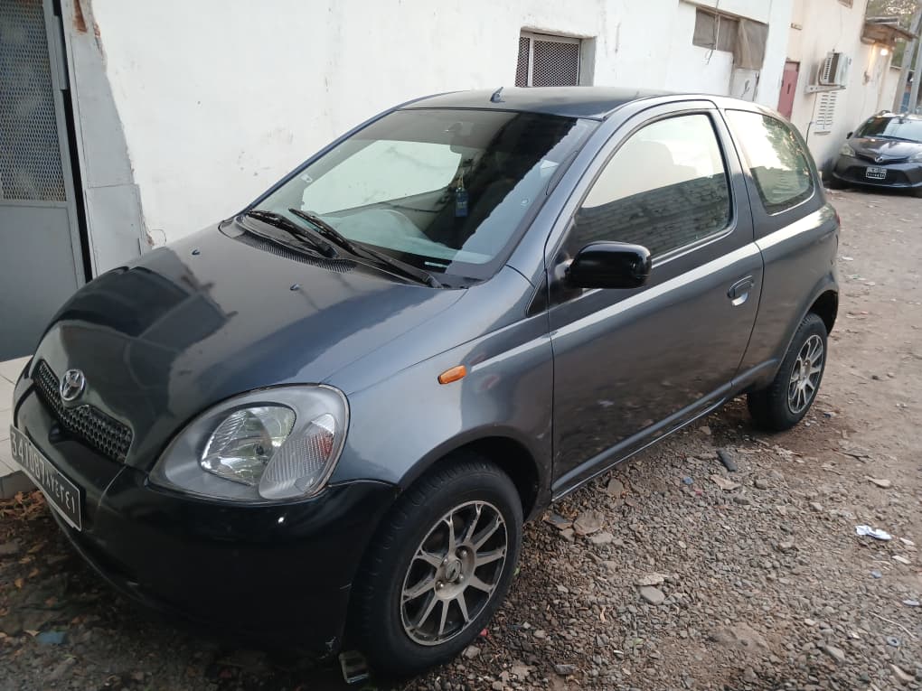 Toyota Yaris 2003 diesel, transmission manuelle, bon état