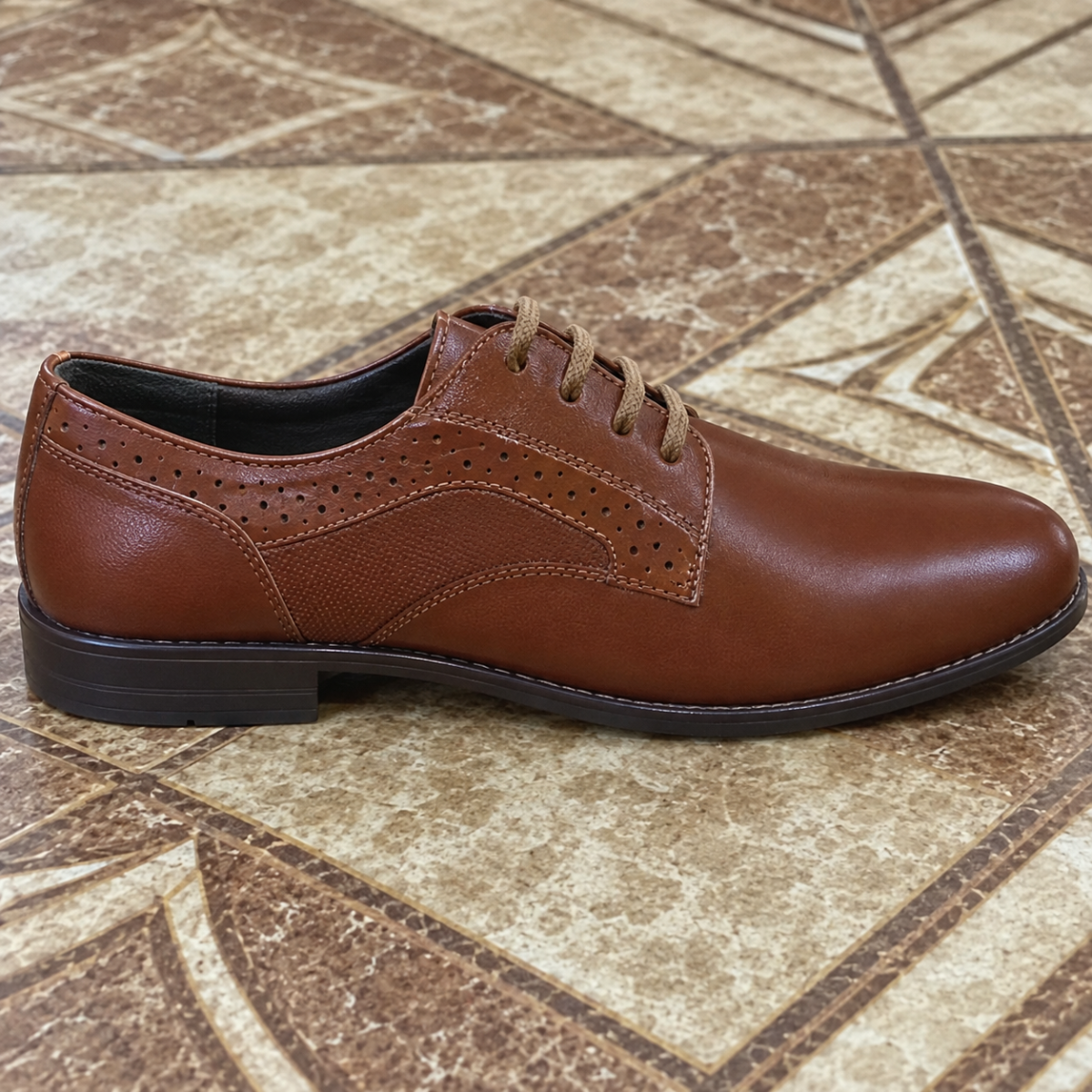 Chaussures homme cuir marron élégantes et classiques