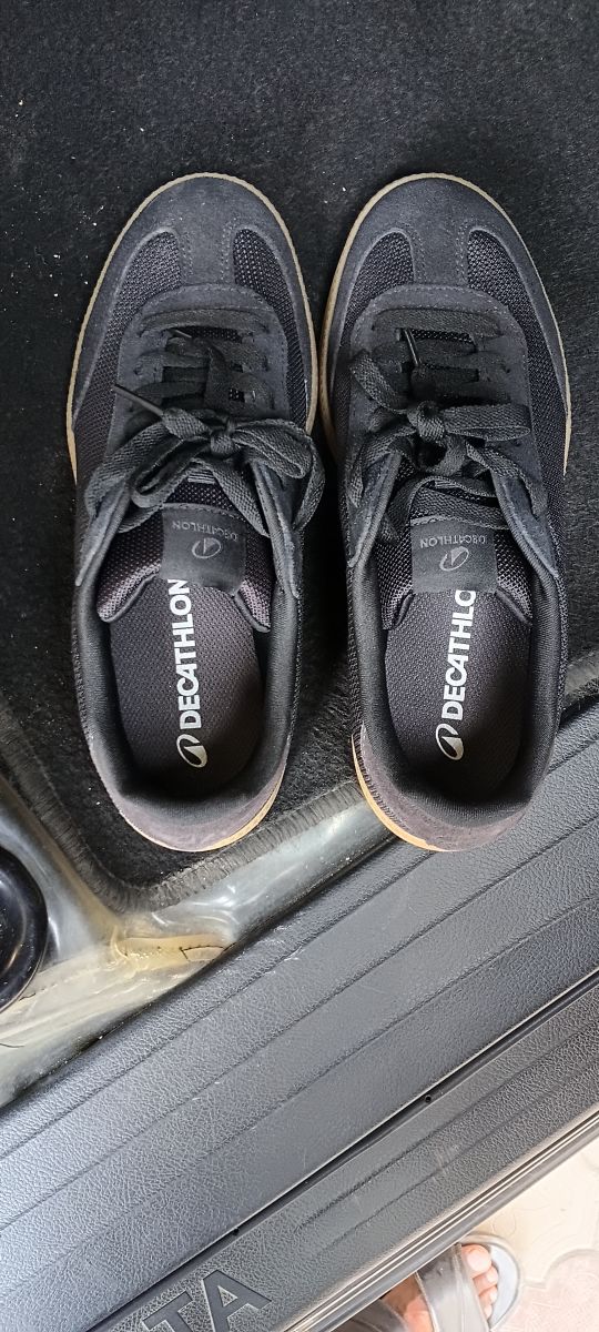 Chaussures de qualité quasi neuves, portées 5 fois