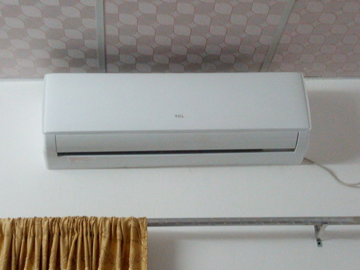 Climatiseur TCL 1,5 CV quasi neuf, peu utilisé