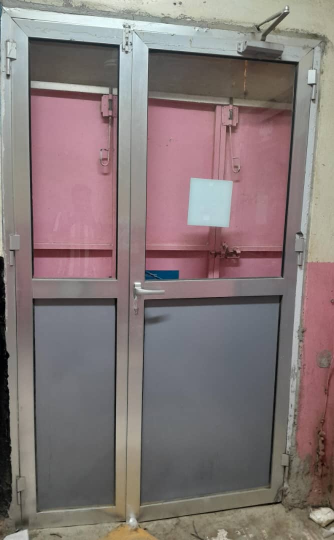 2 Portes en aluminium, prix raisonnable