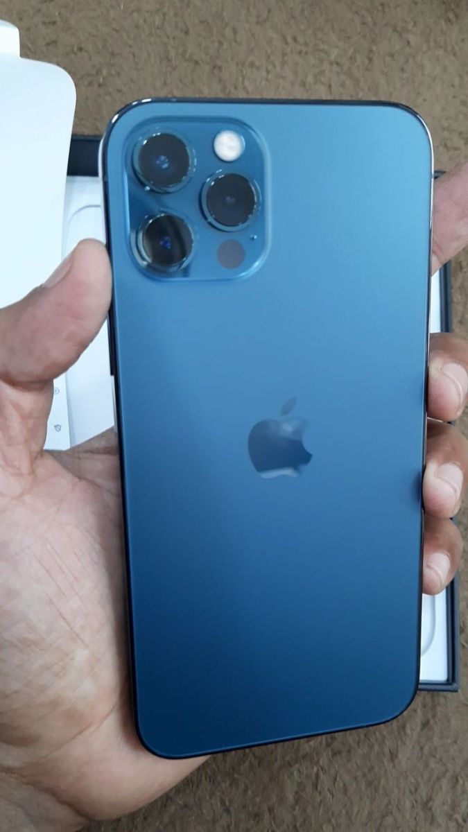 iPhone 12 Pro Max 128 Go, batterie neuve, excellent état