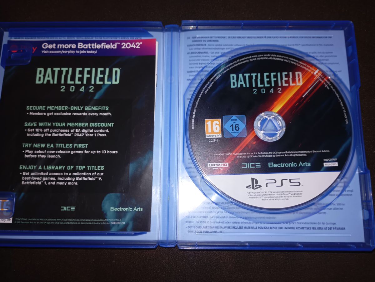 CD Battlefield 2042 PS5 en parfait état d\'origine Suède