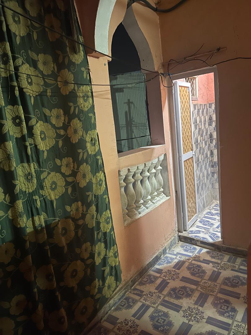 Maison 2 chambres avec eau gratuite Q7 Bis