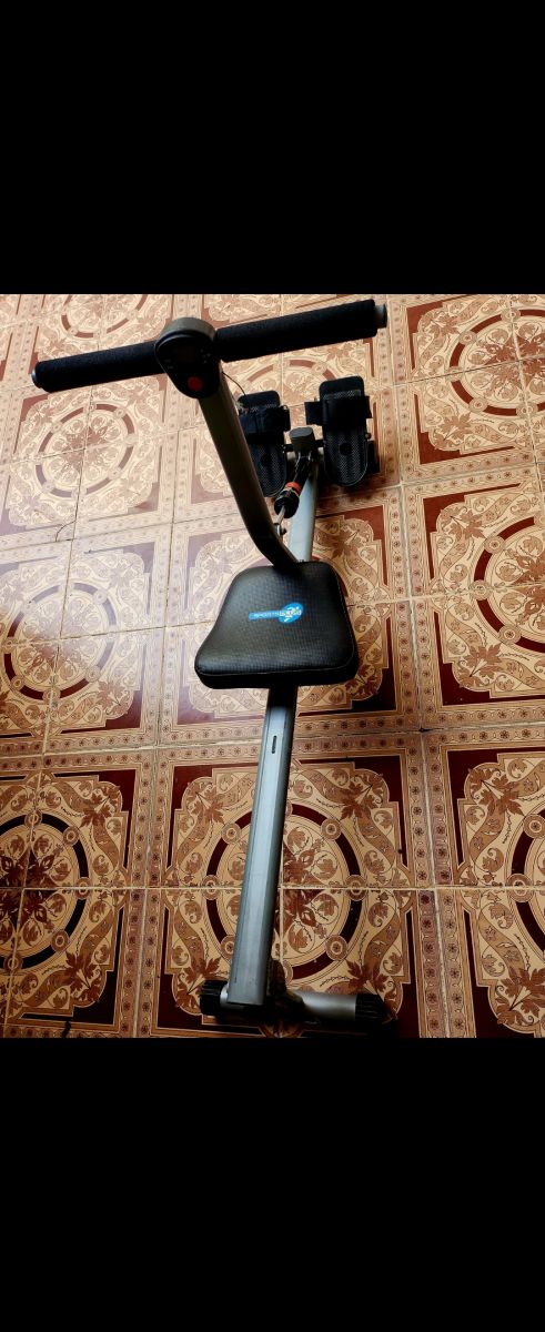 Rameur de fitness pour entraînement complet du corps