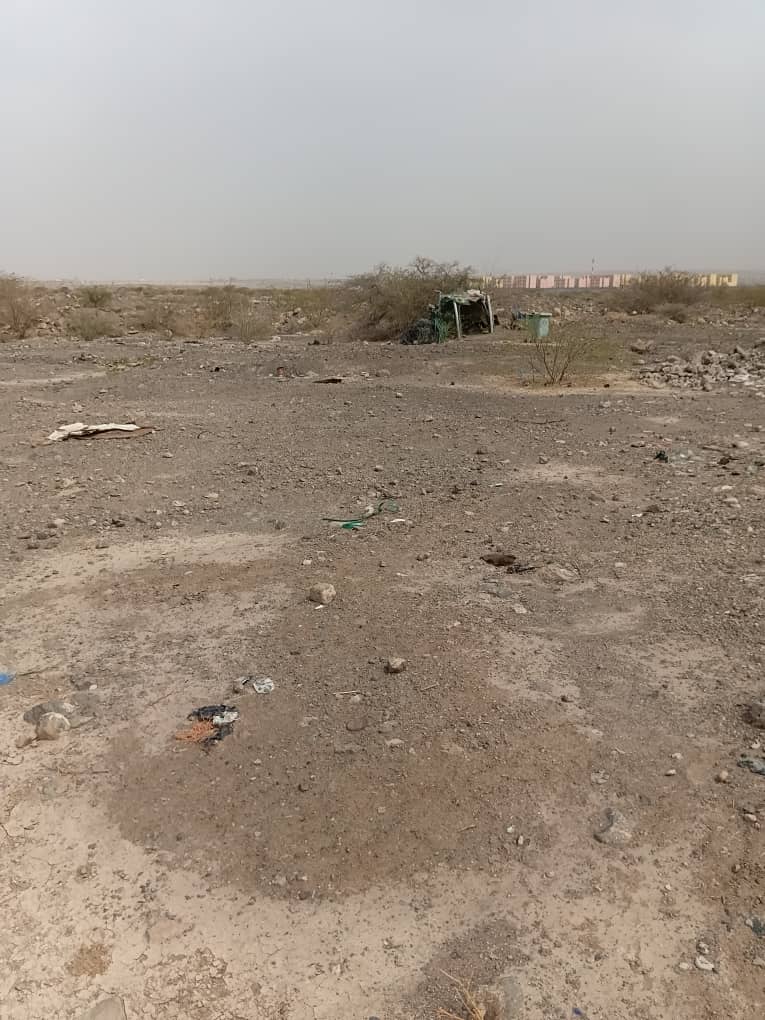 Terrain 10 000m² clôturé à Nagad pour stockage