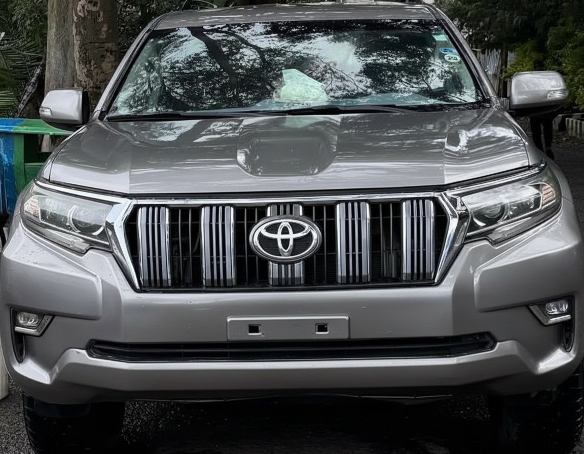 Toyota Land Cruiser Prado 4x4, robuste et bien entretenu