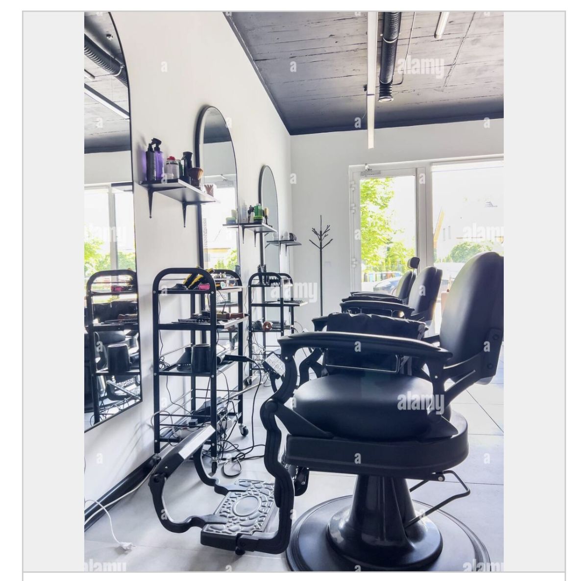 Mobilier professionnel pour salon de coiffure complet